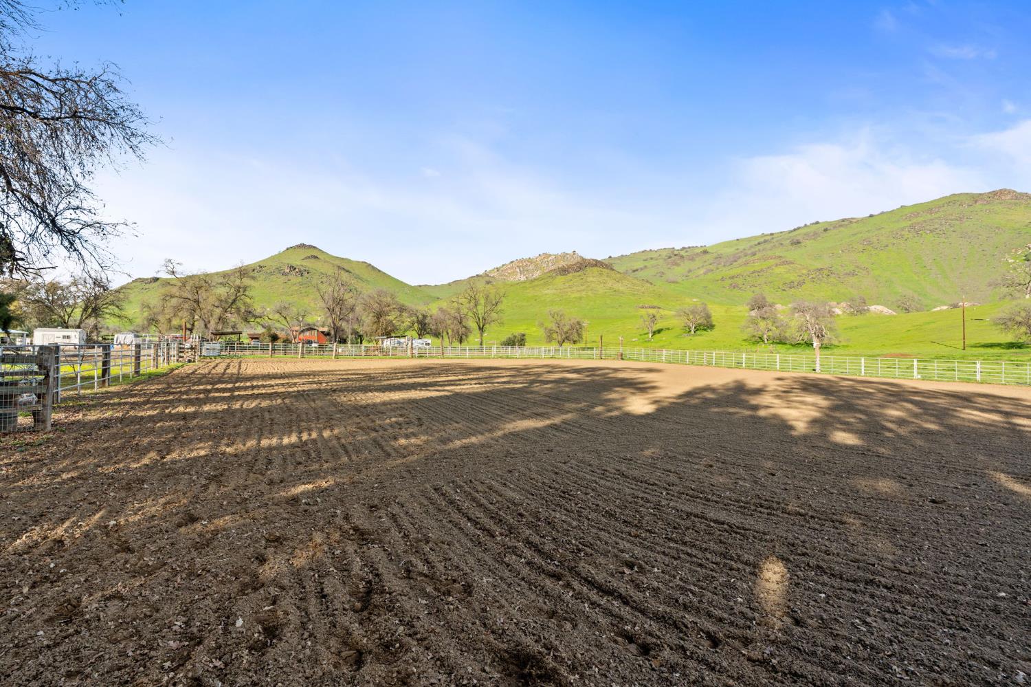 39500 Millwood #C, Woodlake, CA 93286