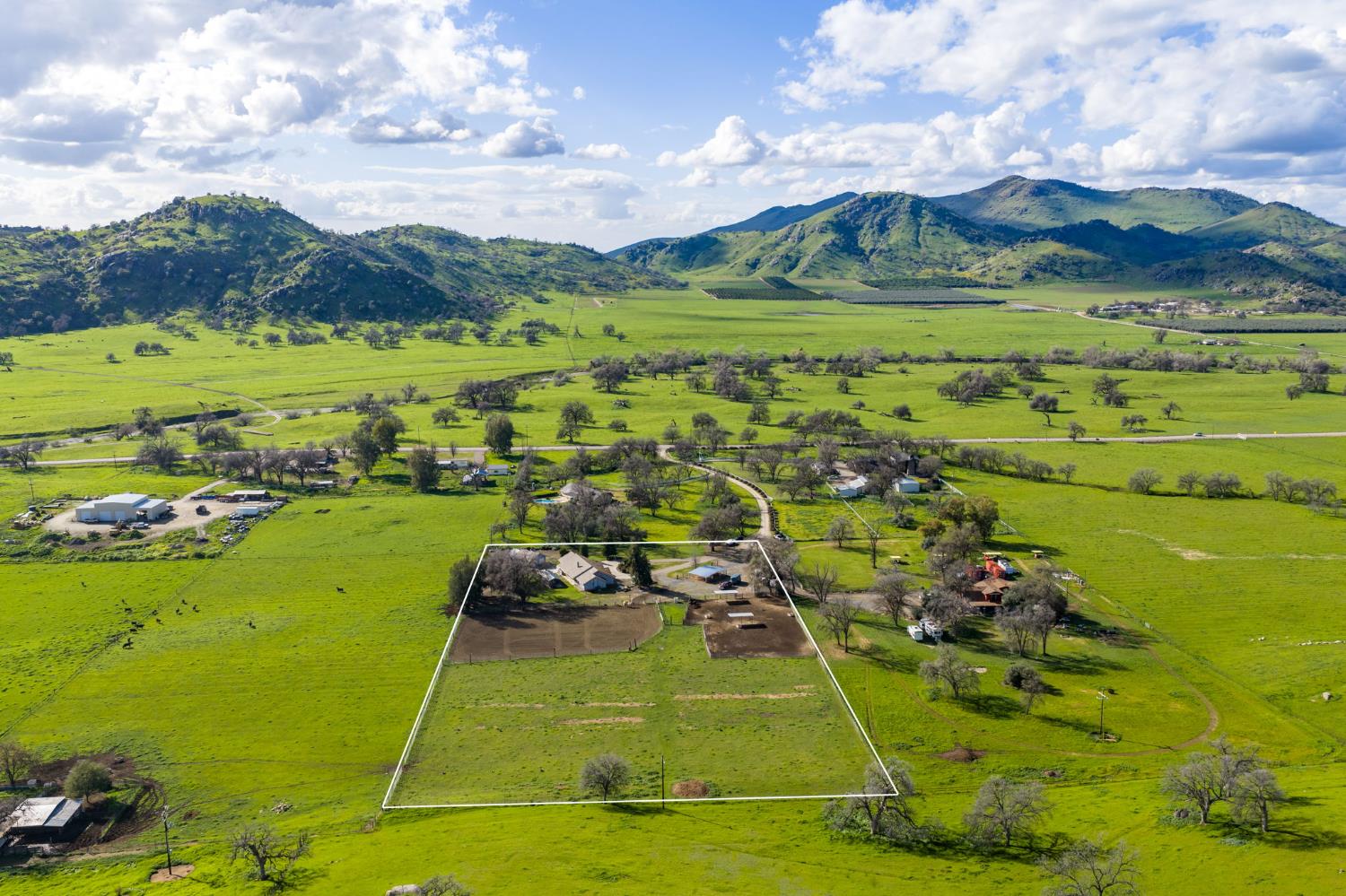 39500 Millwood #C, Woodlake, CA 93286