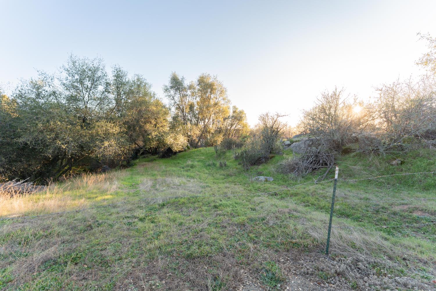 743 Rosemary Ln, Yokuts Valley, CA 93675