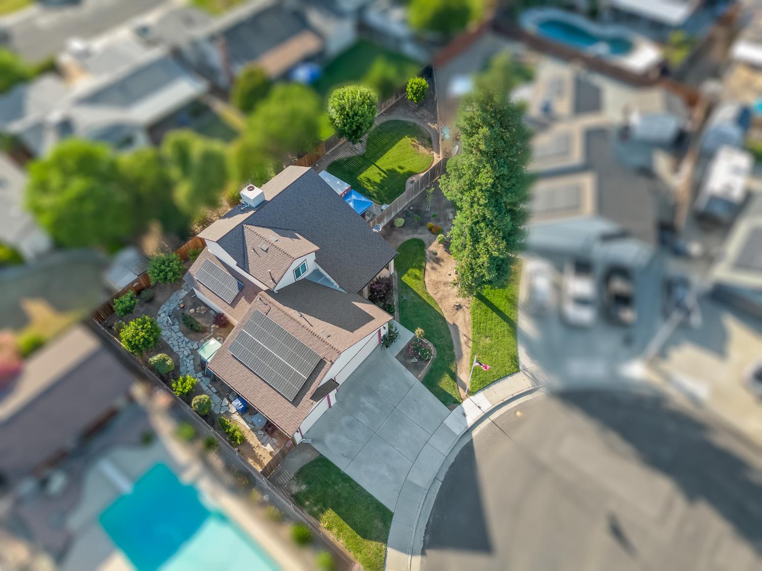 1334 Shirley Ave, Clovis, CA 93611