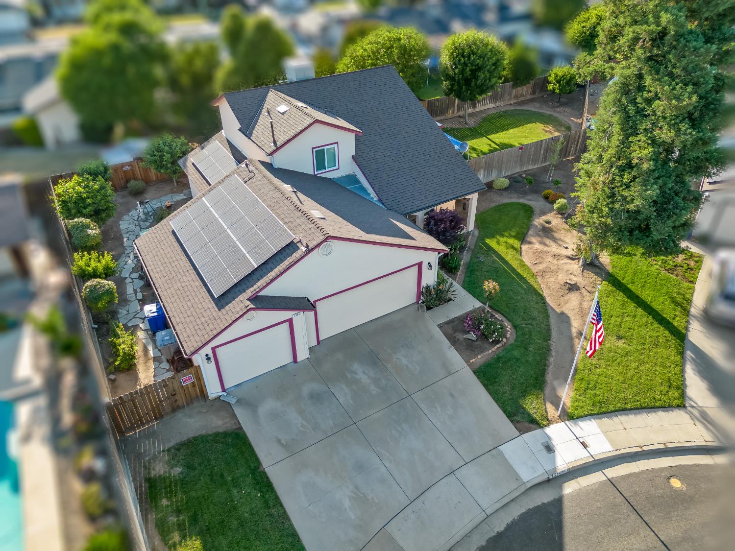 1334 Shirley Ave, Clovis, CA 93611