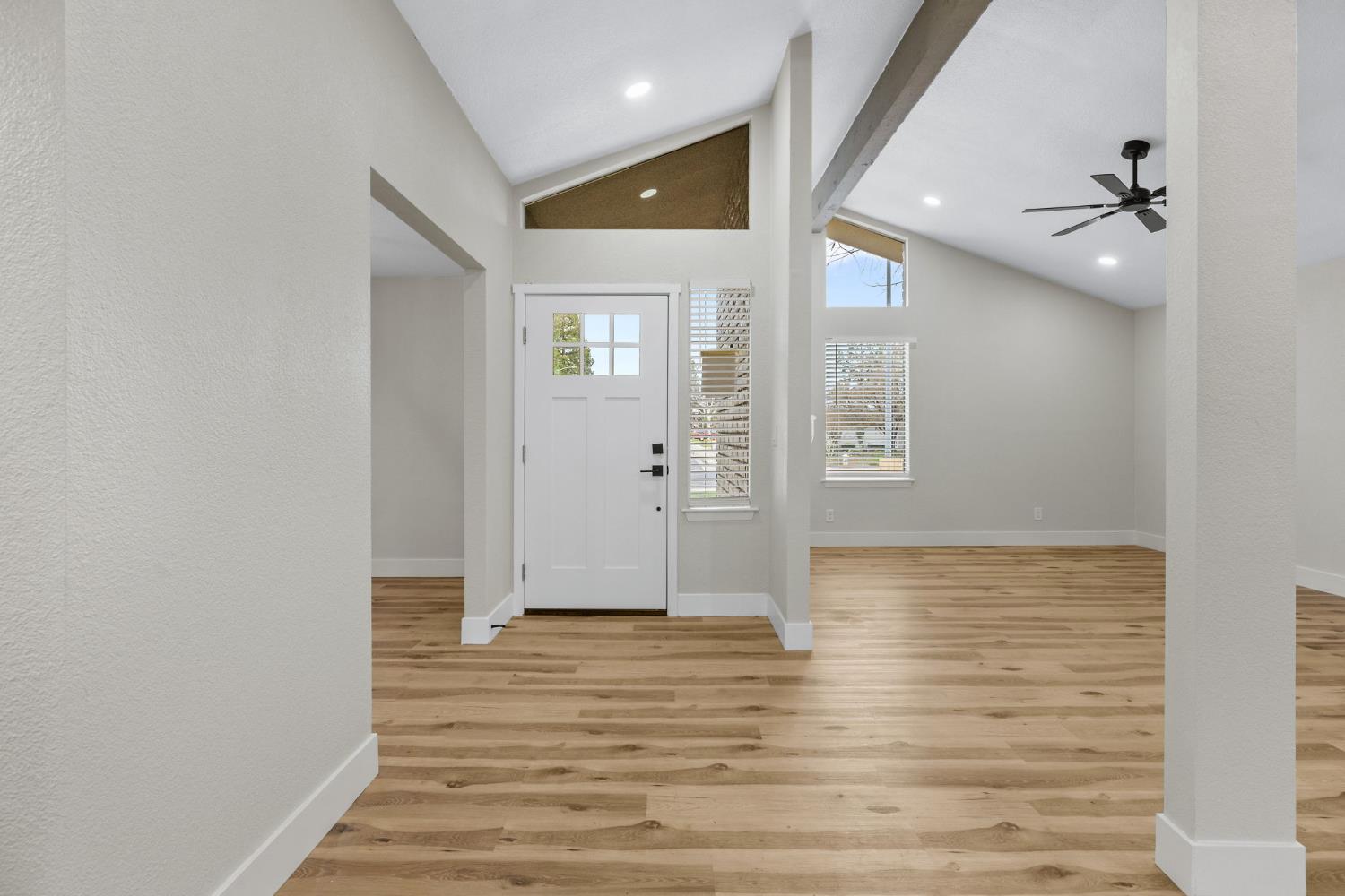 96 Burgan Ave, Clovis, CA 93611