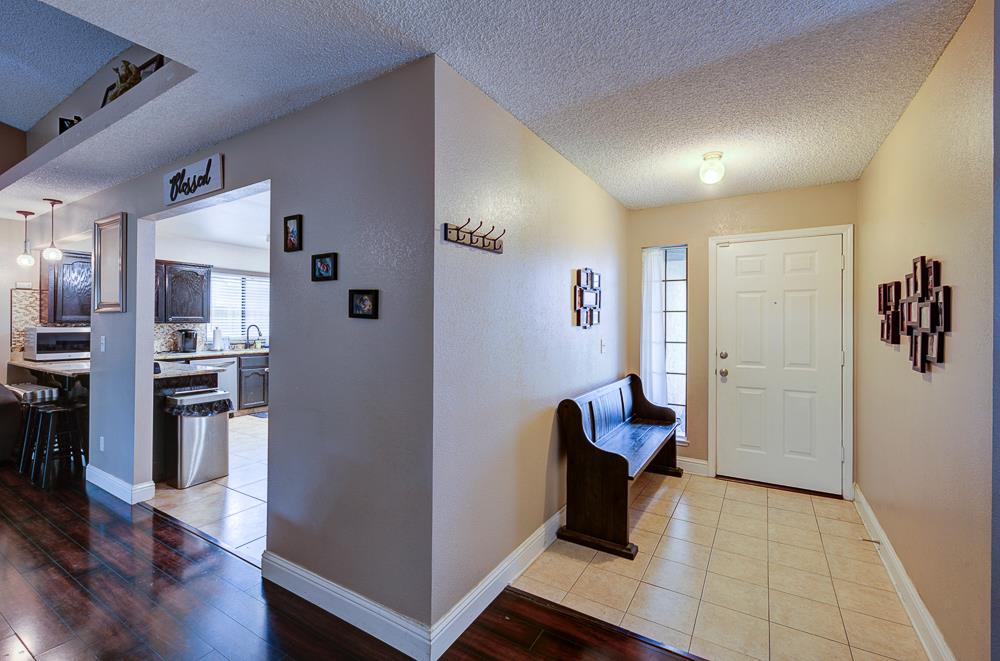 3643 W Robinson Ave, Fresno, CA 93722