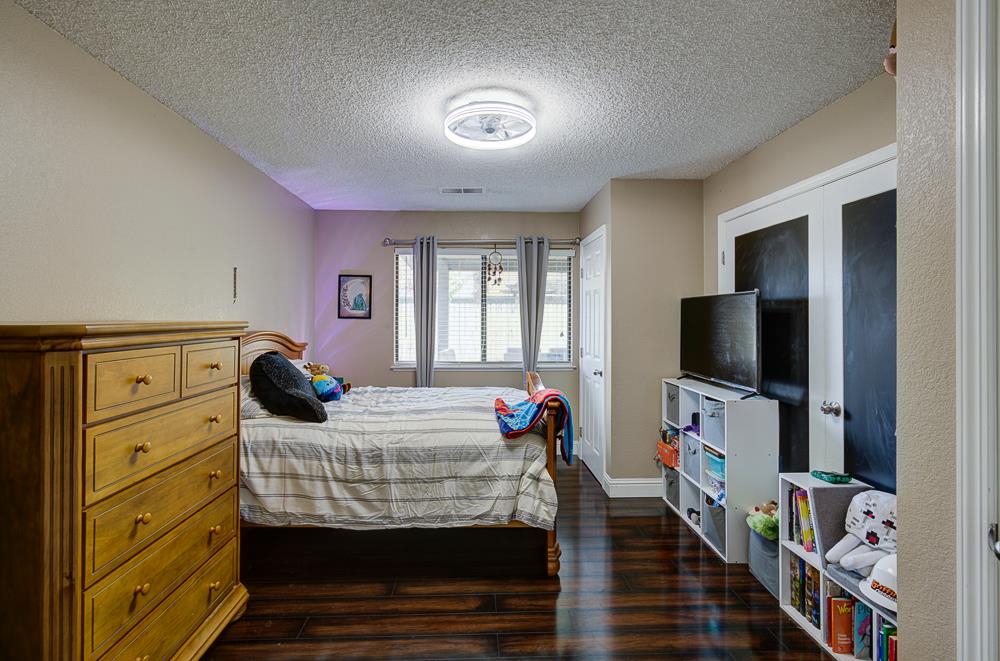 3643 W Robinson Ave, Fresno, CA 93722