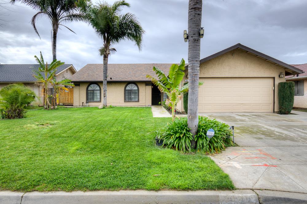 3643 W Robinson Ave, Fresno, CA 93722