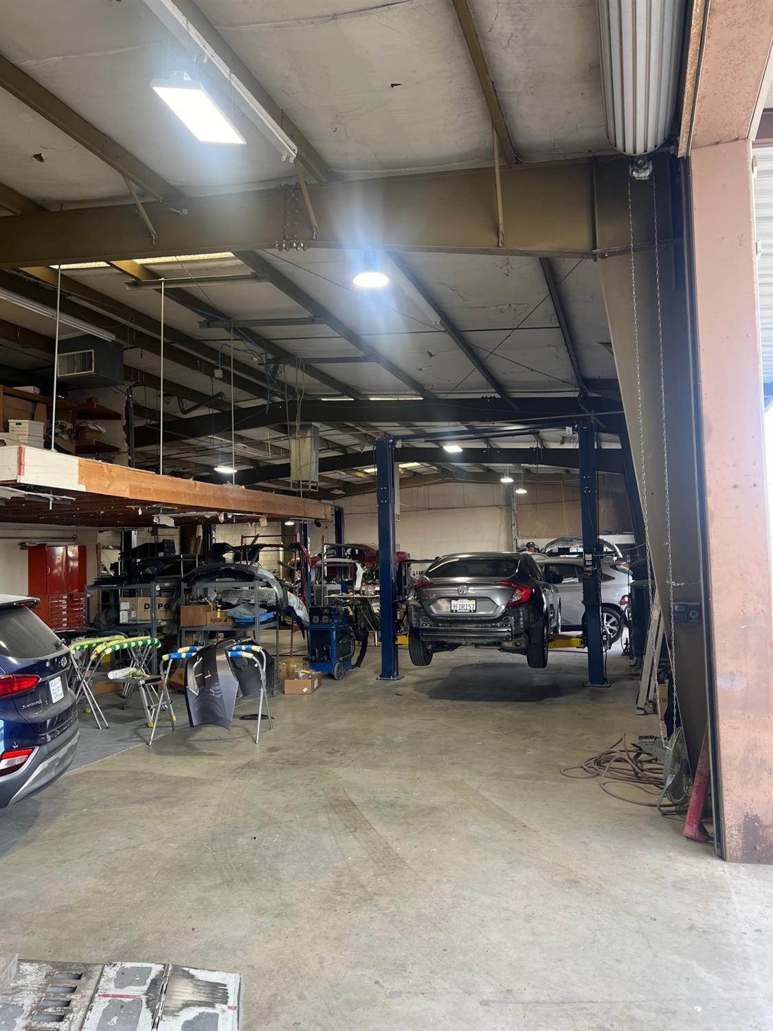 4751 N El Capitan Ave, Fresno, CA 93722