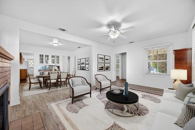 3804 E Kerckhoff Ave, Fresno, CA 93702