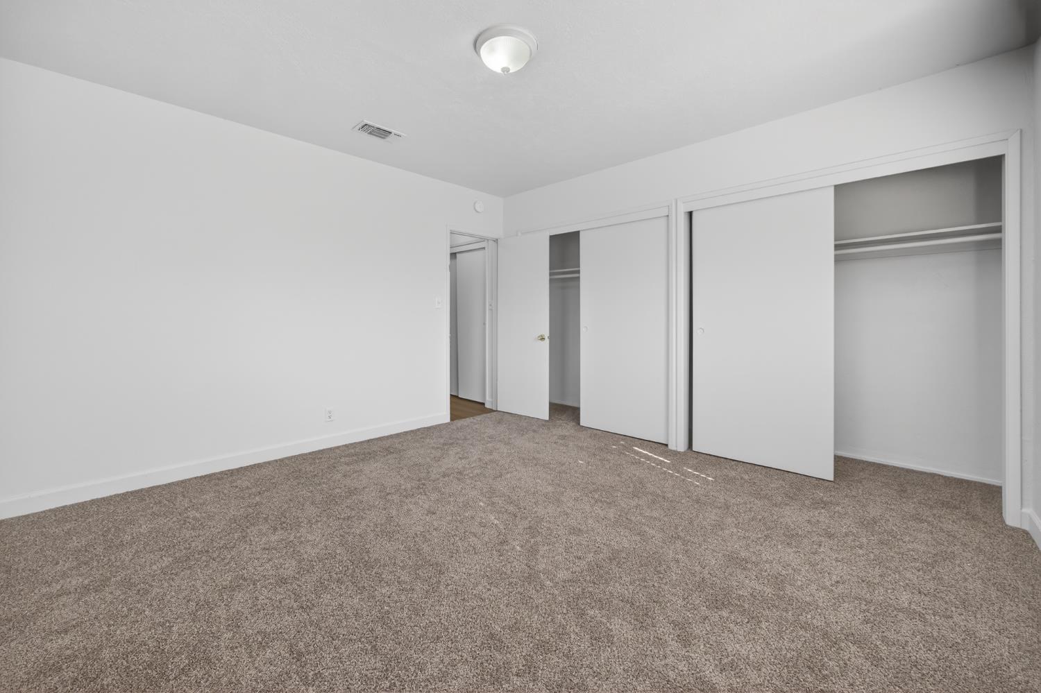 3804 E Kerckhoff Ave, Fresno, CA 93702