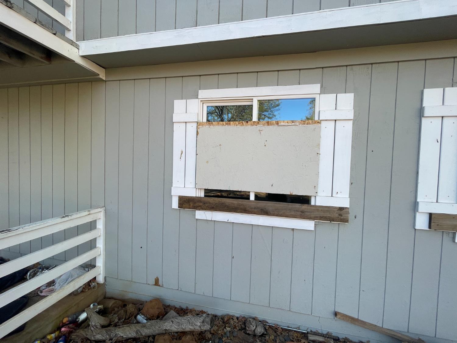 29352 roads end, Fall River Mills, CA 96056