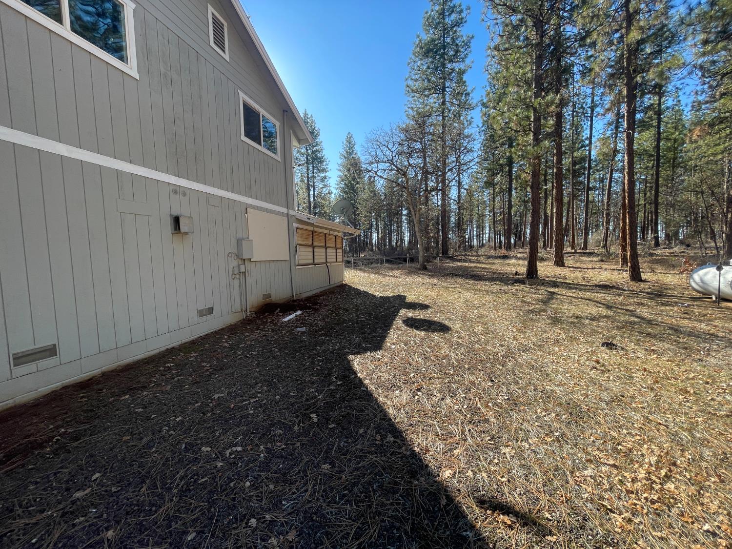 29352 roads end, Fall River Mills, CA 96056