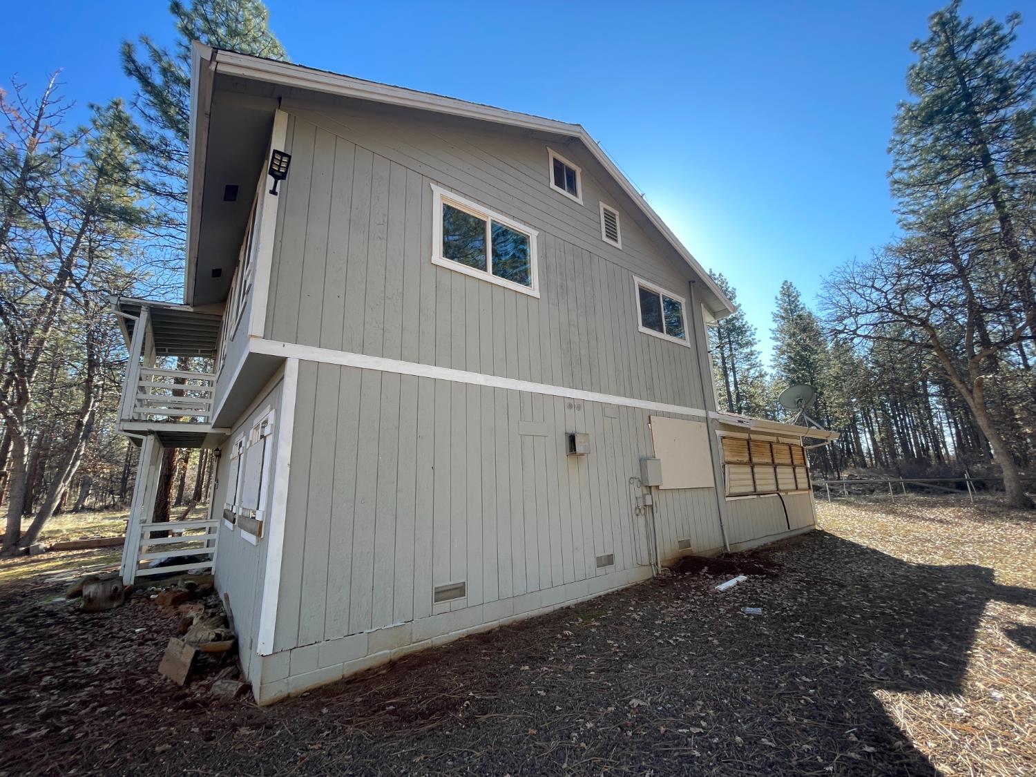 29352 roads end, Fall River Mills, CA 96056