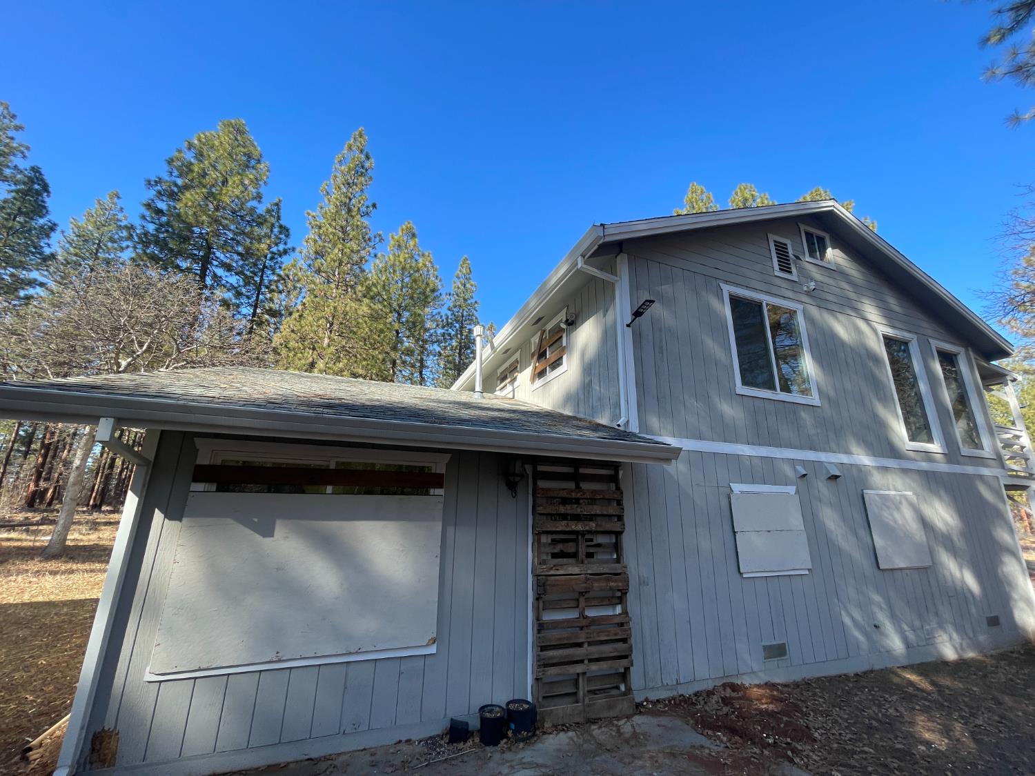 29352 roads end, Fall River Mills, CA 96056