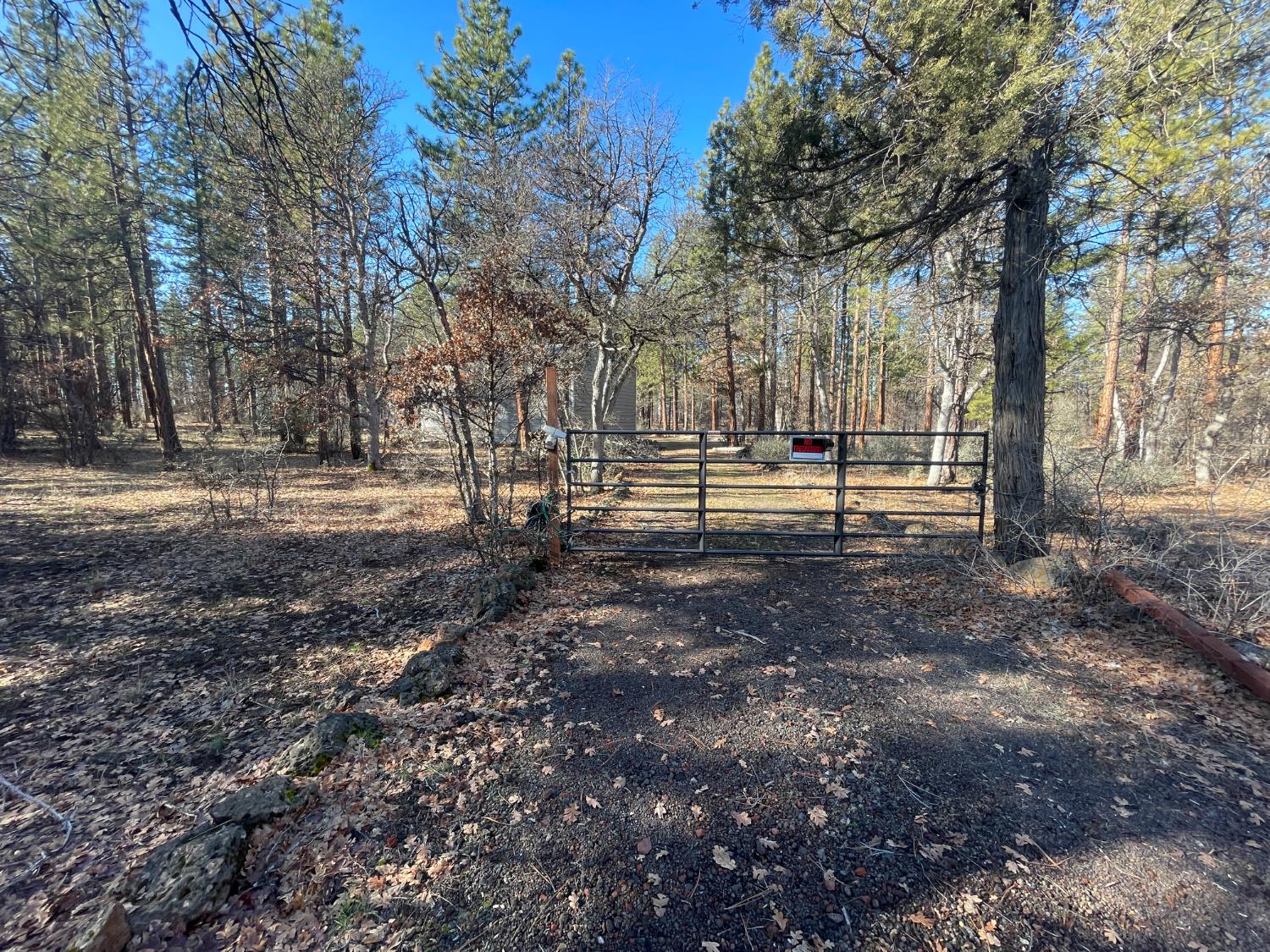 29352 roads end, Fall River Mills, CA 96056