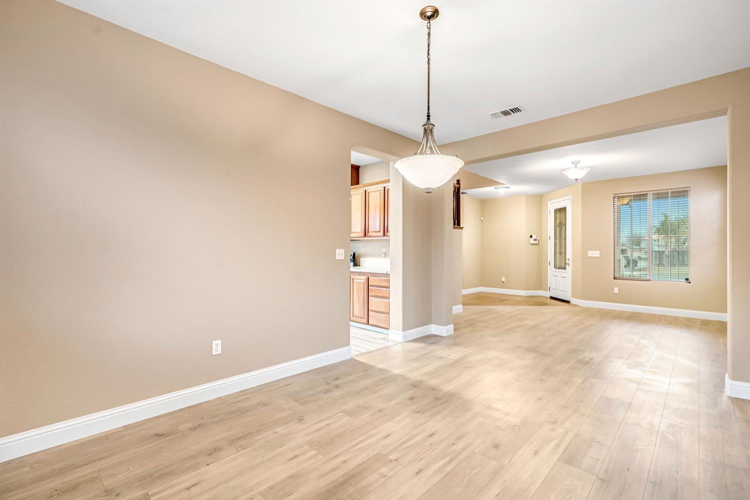 344 Rose Ave, Chowchilla, CA 93610