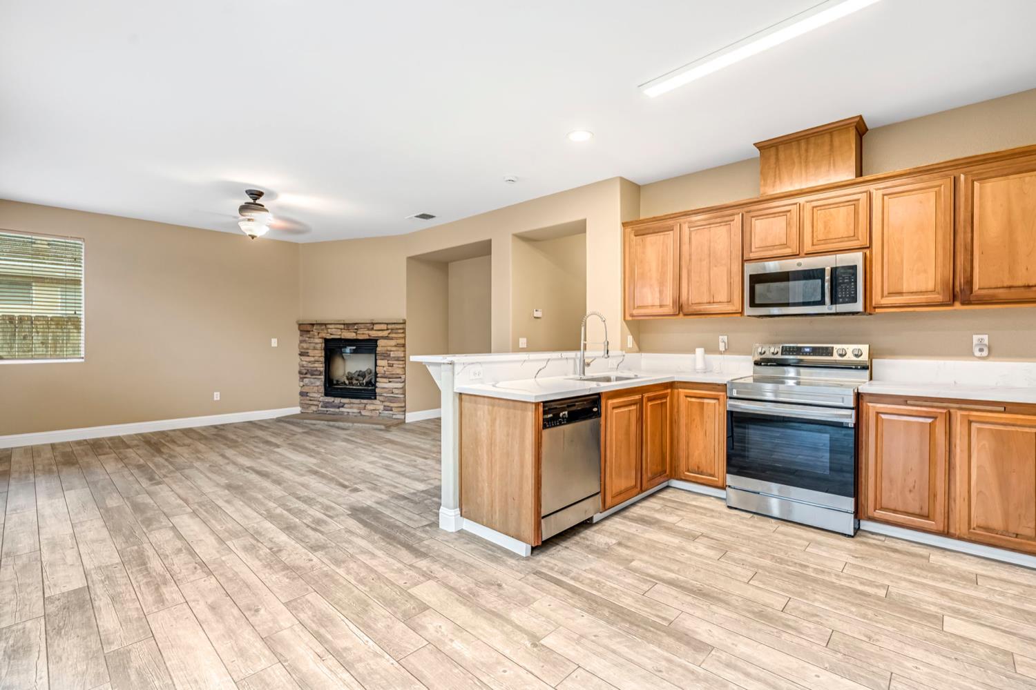 344 Rose Ave, Chowchilla, CA 93610