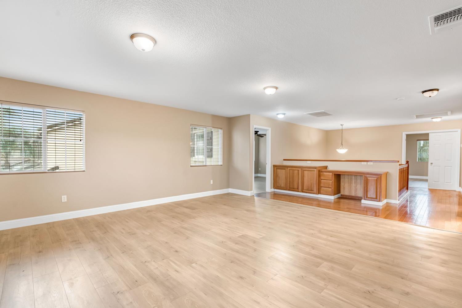 344 Rose Ave, Chowchilla, CA 93610