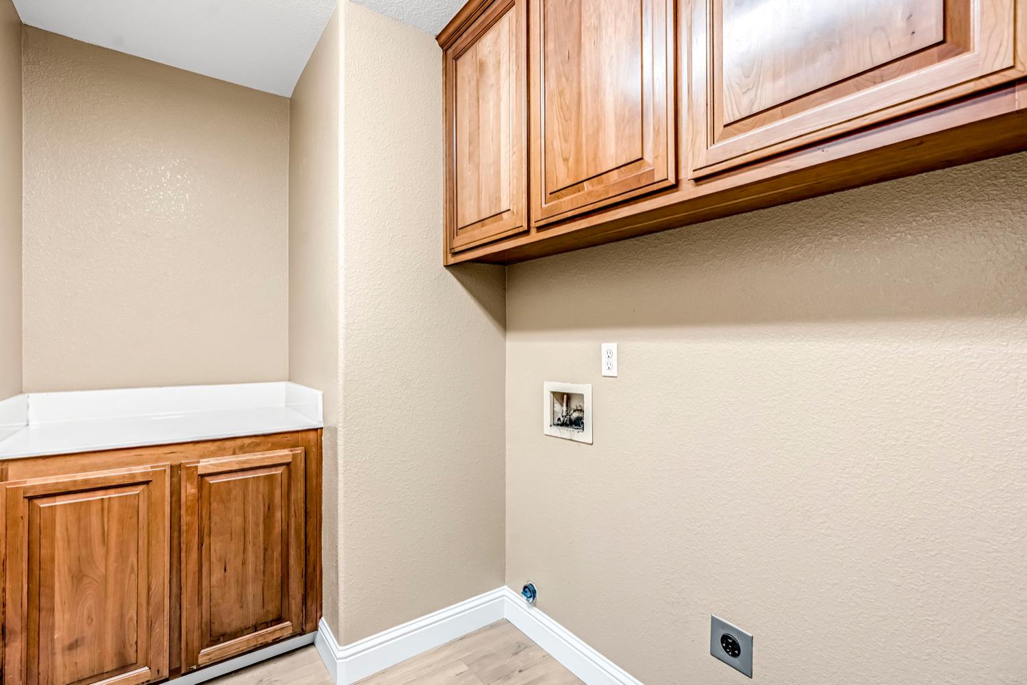 344 Rose Ave, Chowchilla, CA 93610