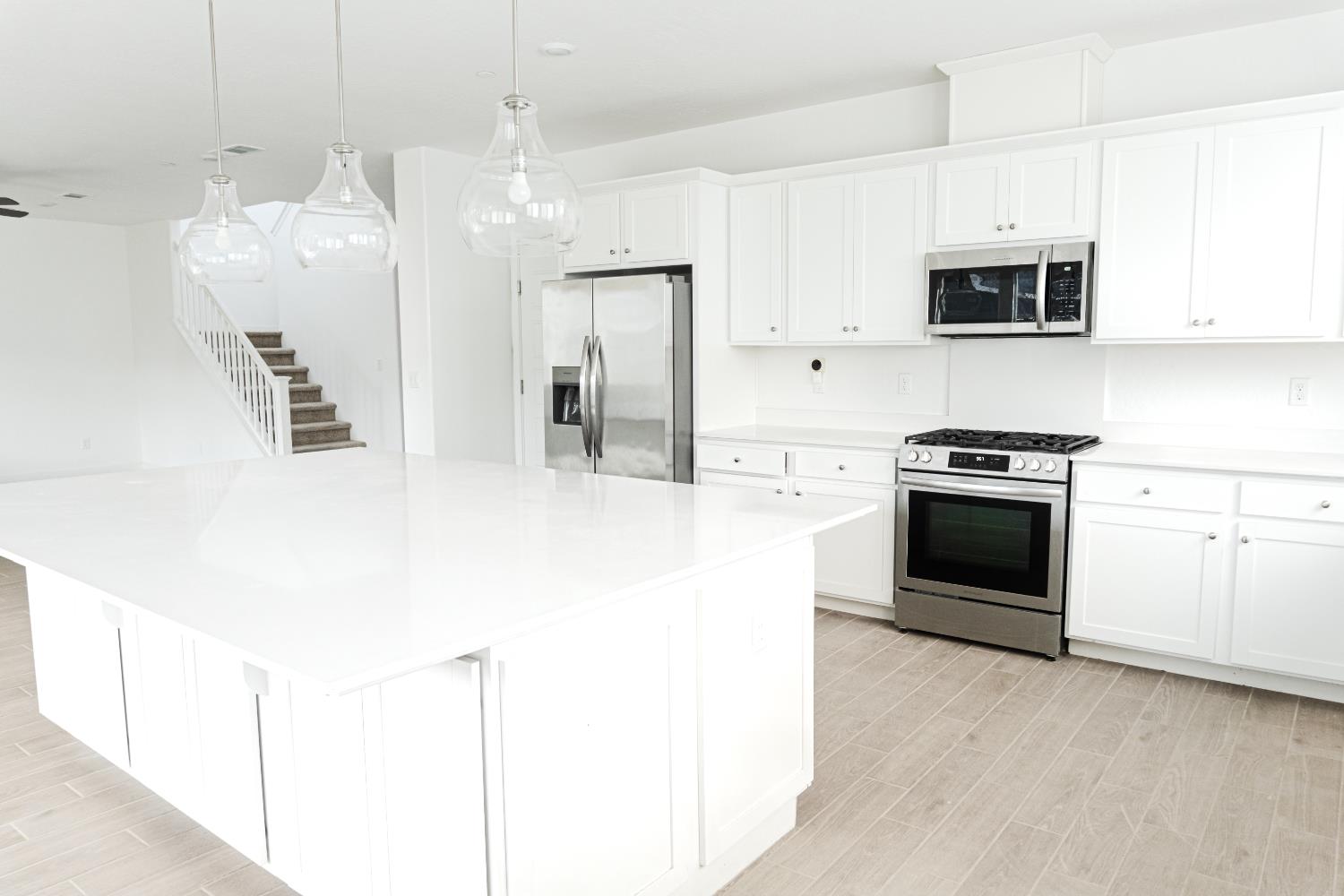 6311 E Robinson Ave, Fresno, CA 93727