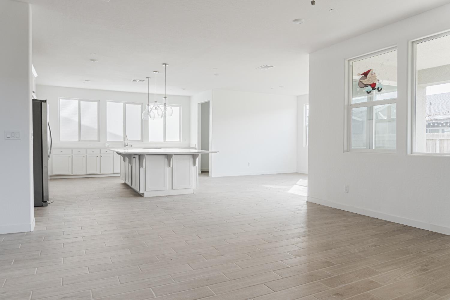 6311 E Robinson Ave, Fresno, CA 93727