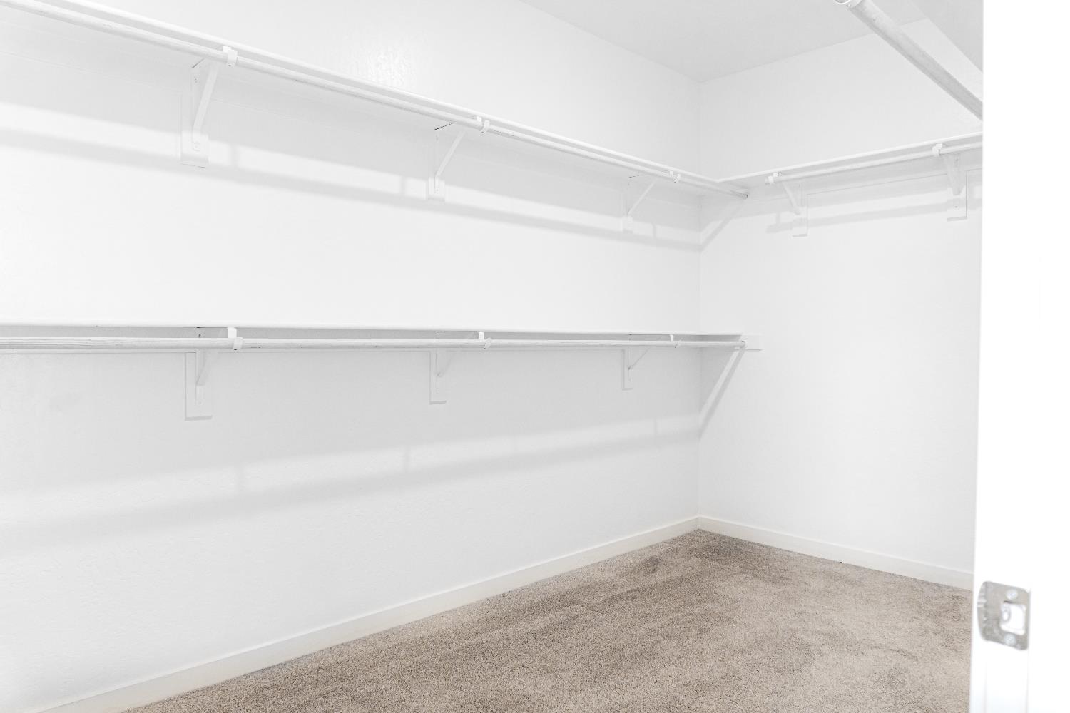 6311 E Robinson Ave, Fresno, CA 93727