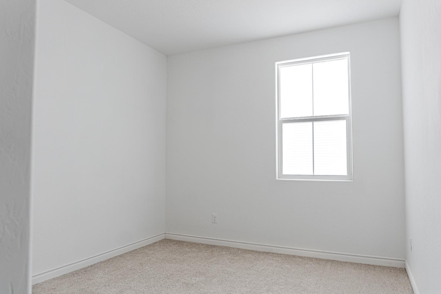 6311 E Robinson Ave, Fresno, CA 93727