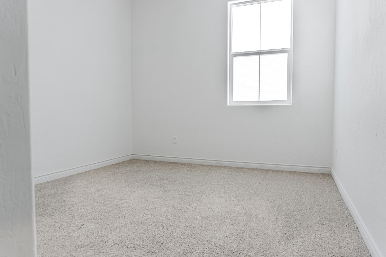 6311 E Robinson Ave, Fresno, CA 93727