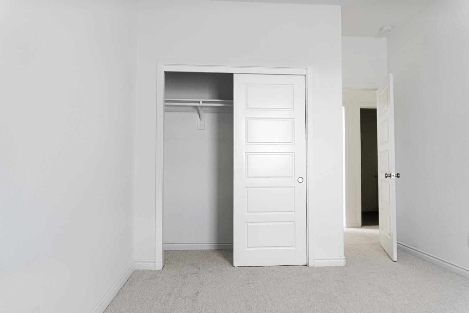 6311 E Robinson Ave, Fresno, CA 93727