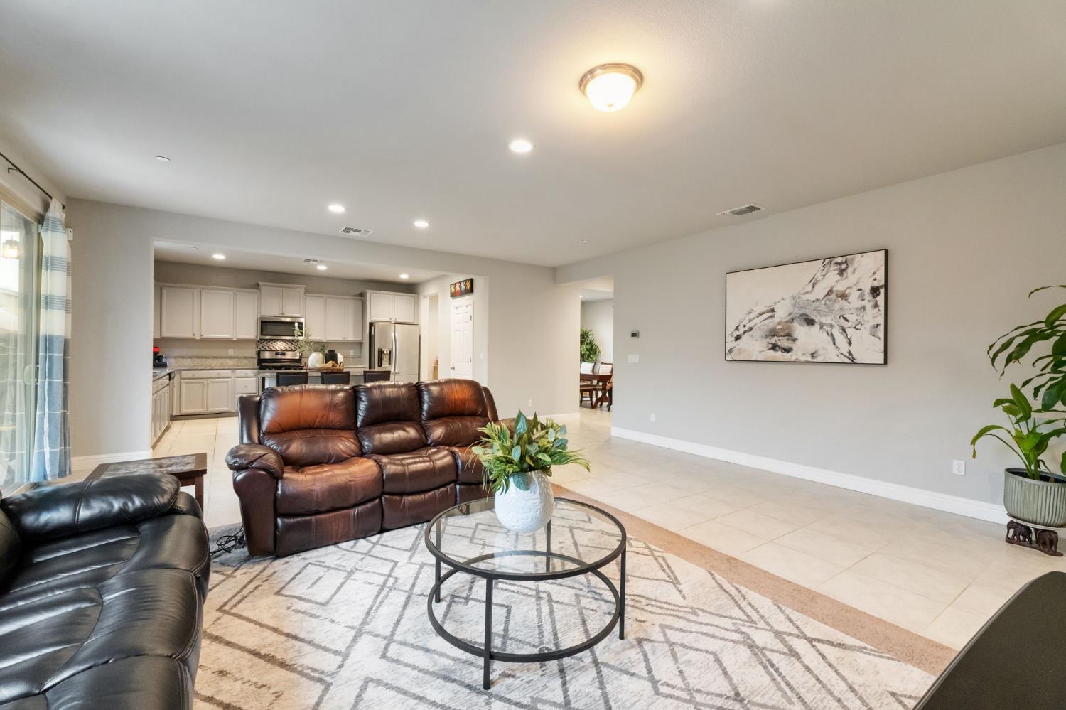 7330 E Princeton Ave, Fresno, CA 93737