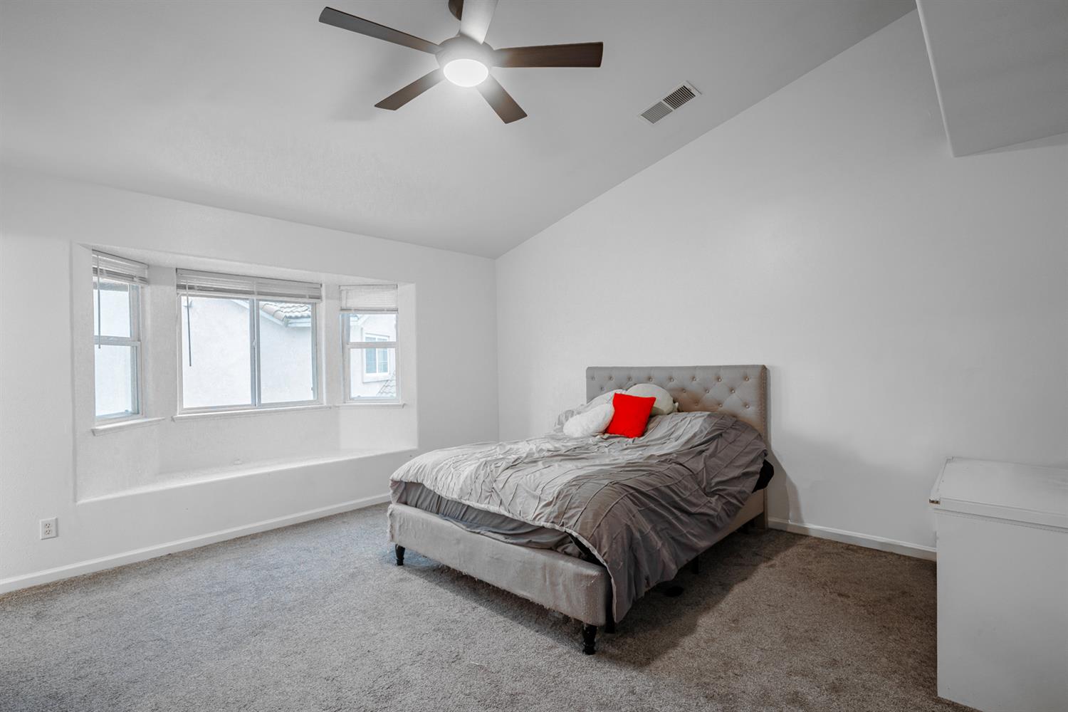 2632 Kimberly Dr, Madera, CA 93637