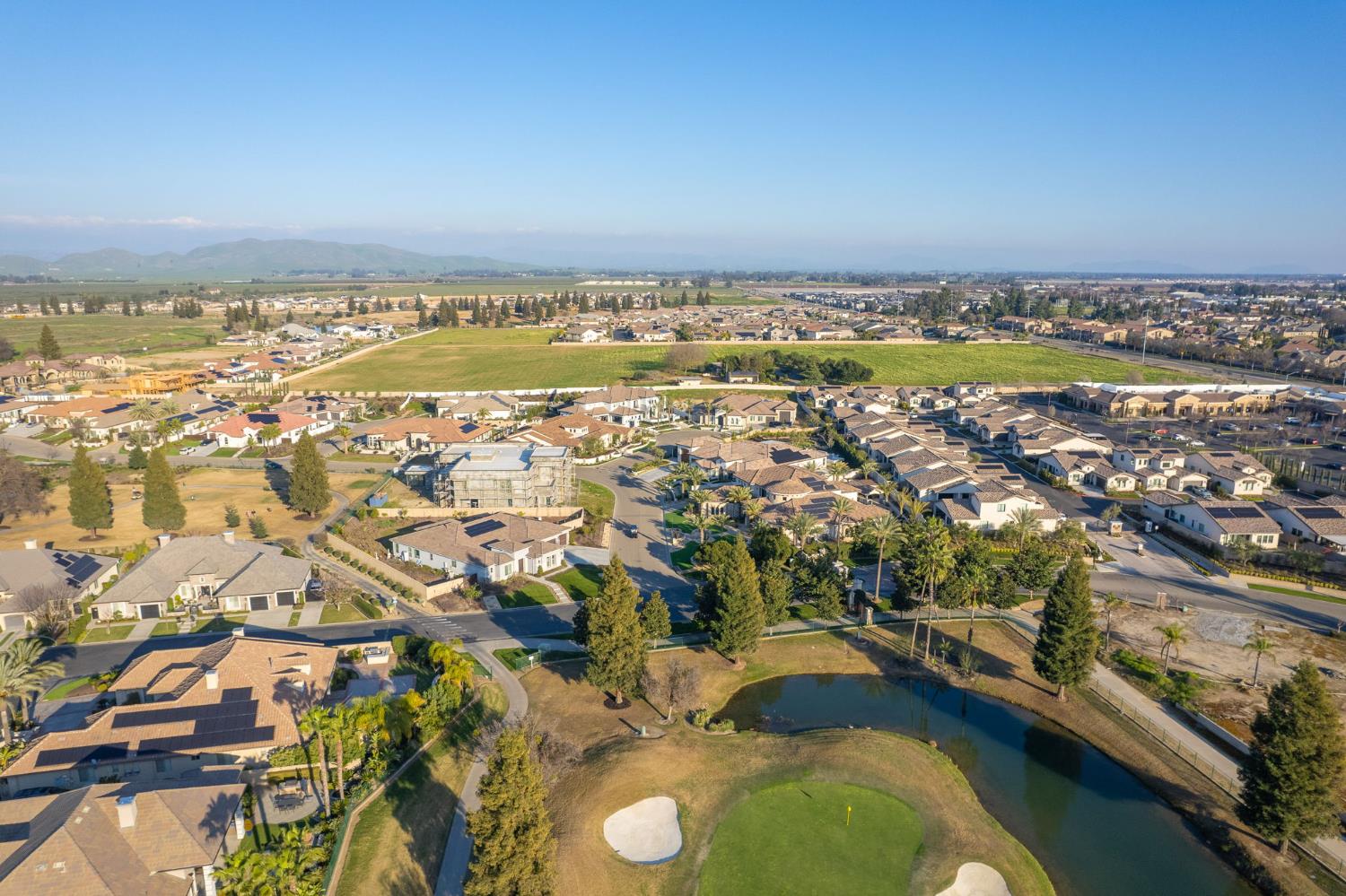 11132 N El Encanto Ln, Fresno, CA 93730