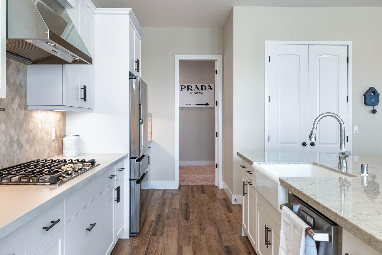 944 Horizon Dr, Madera, CA 93636