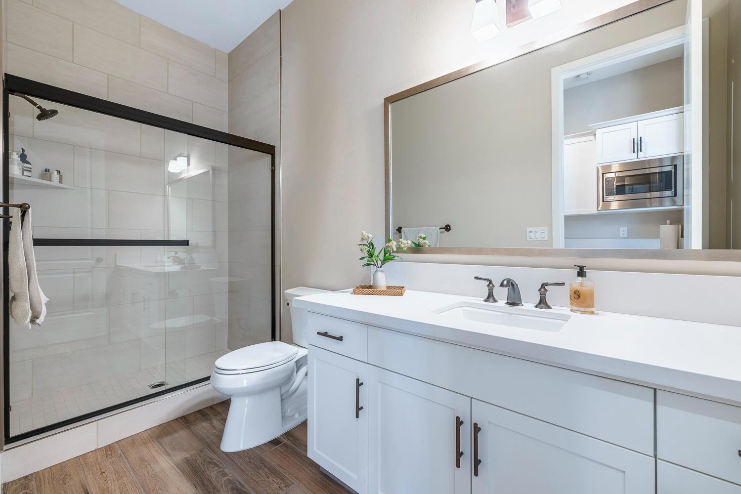 944 Horizon Dr, Madera, CA 93636