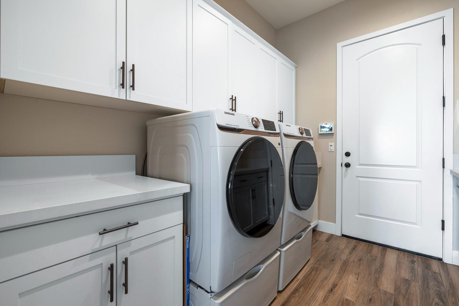 944 Horizon Dr, Madera, CA 93636