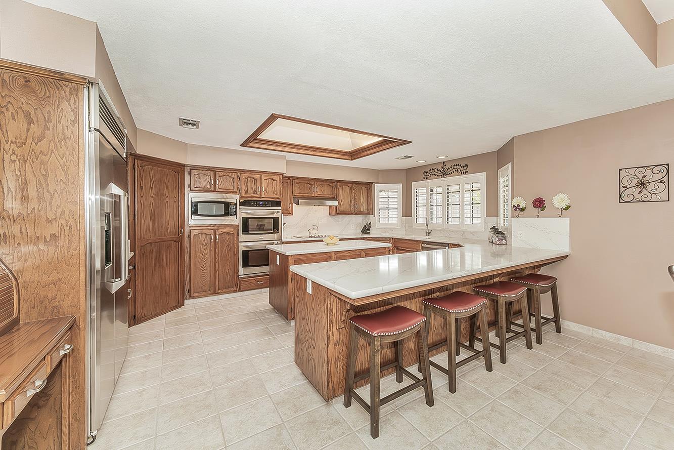 1405 W Flora Ave, Reedley, CA 93654