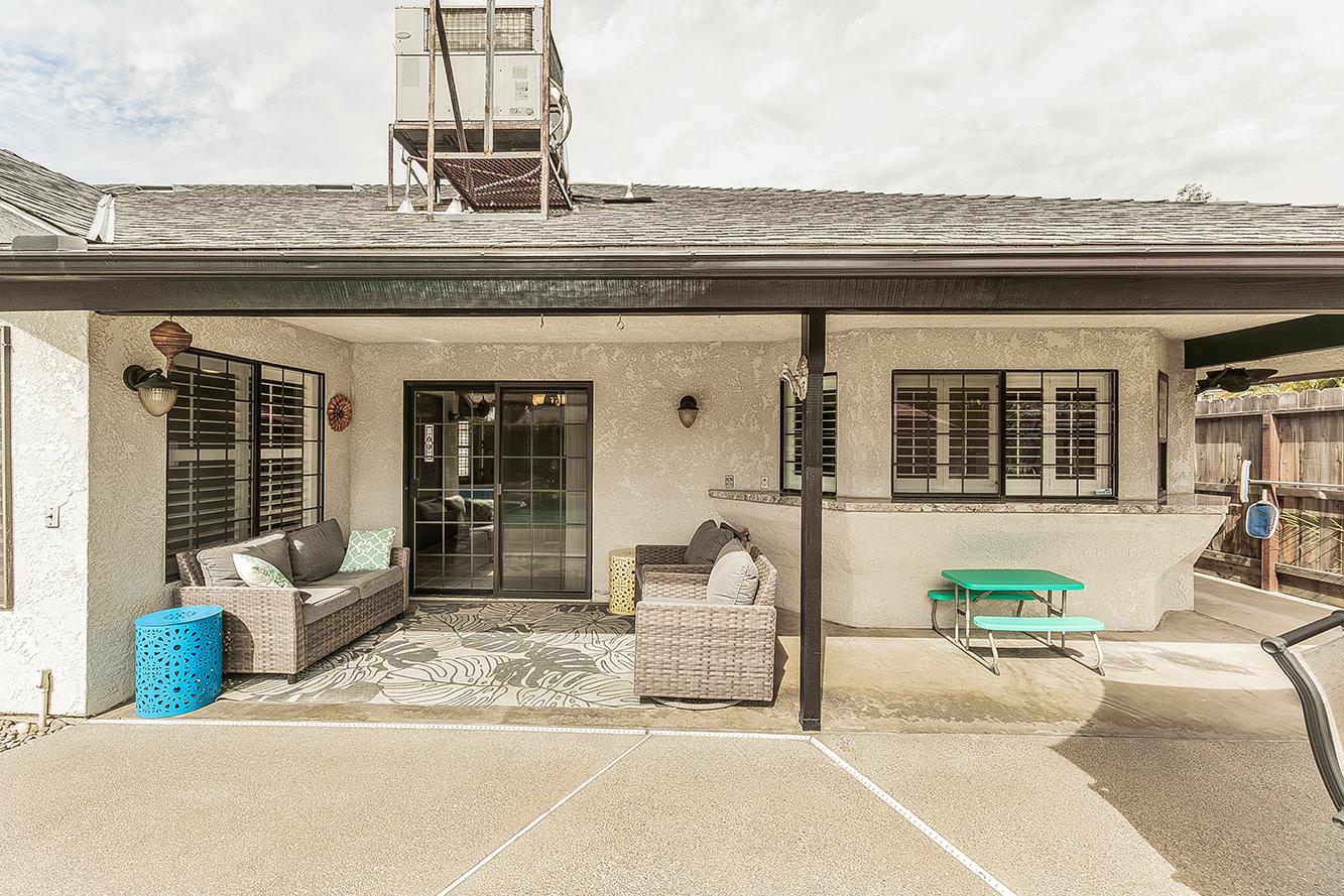 1405 W Flora Ave, Reedley, CA 93654