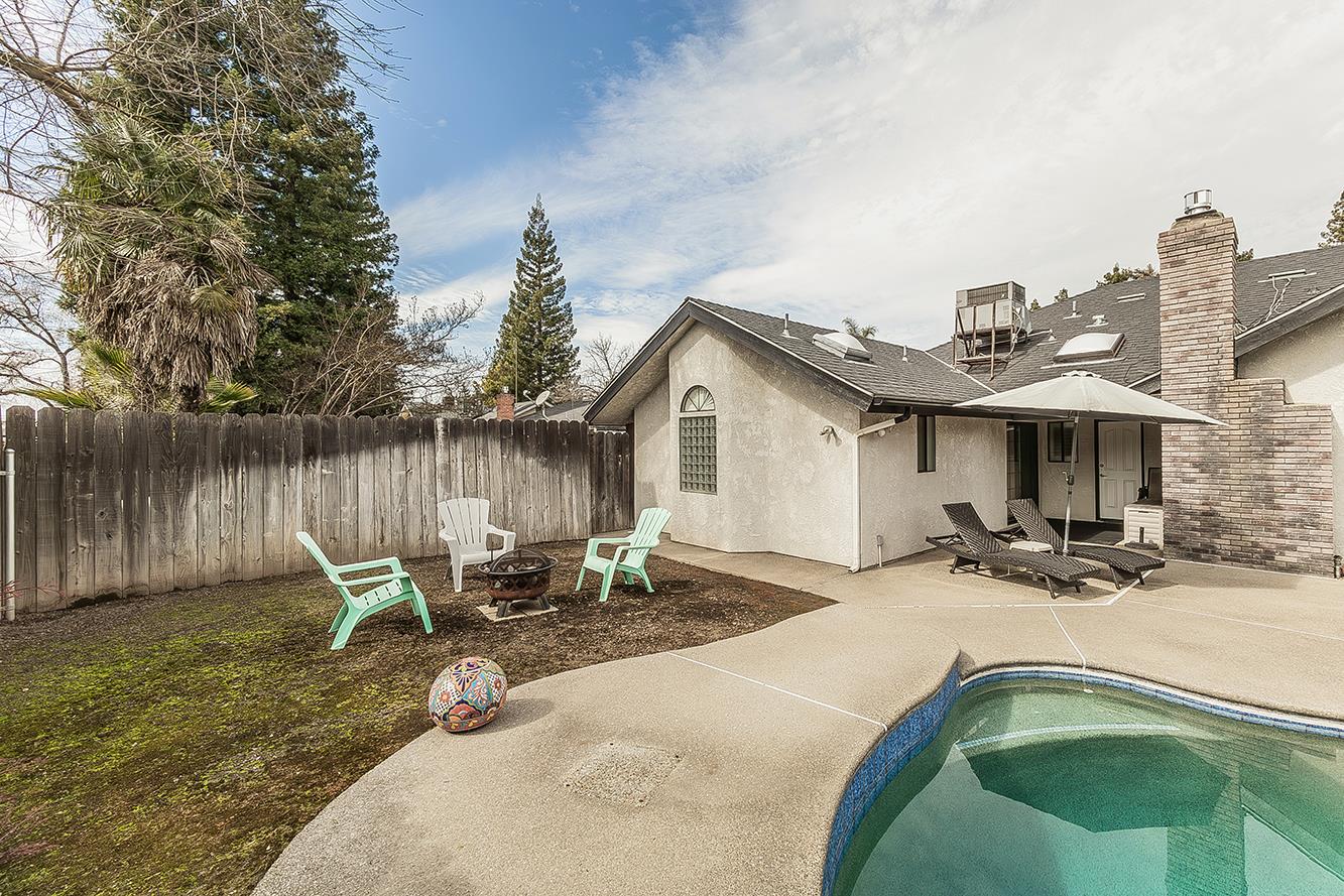 1405 W Flora Ave, Reedley, CA 93654