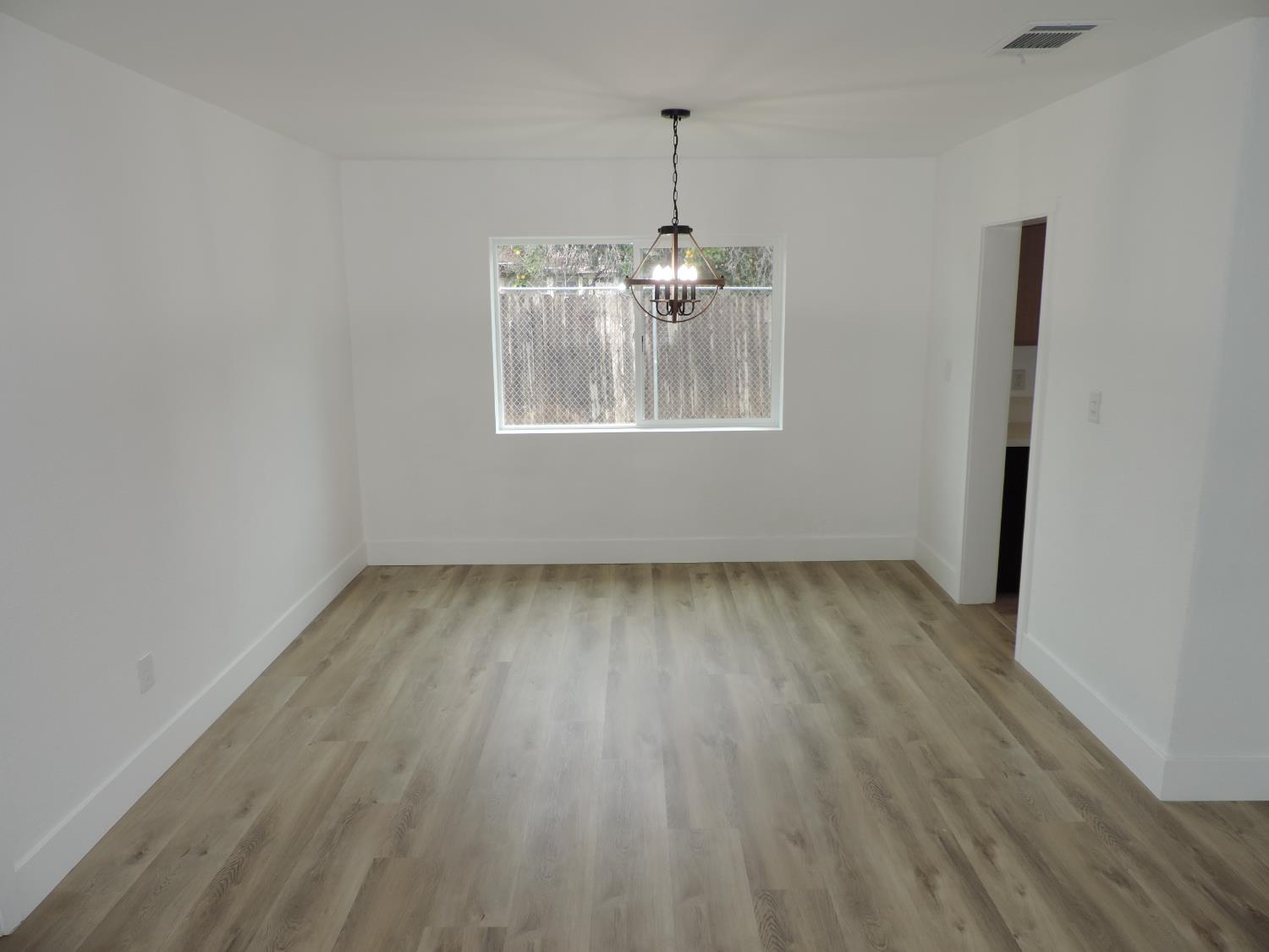 3777 E OLIVE Ave, Fresno, CA 93702