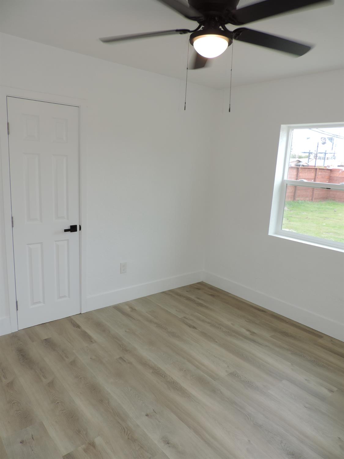 3777 E OLIVE Ave, Fresno, CA 93702