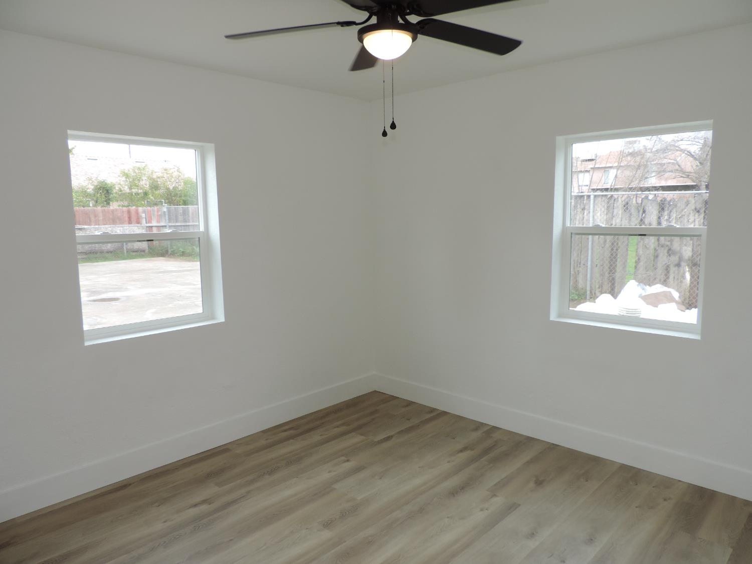 3777 E OLIVE Ave, Fresno, CA 93702