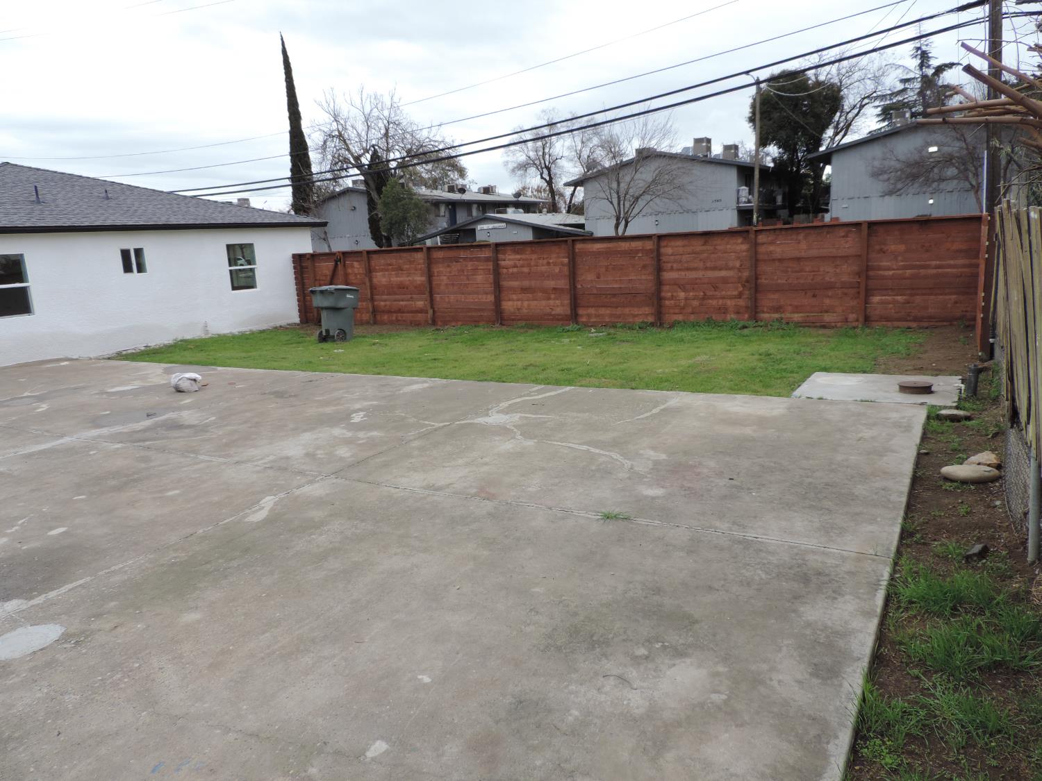 3777 E OLIVE Ave, Fresno, CA 93702