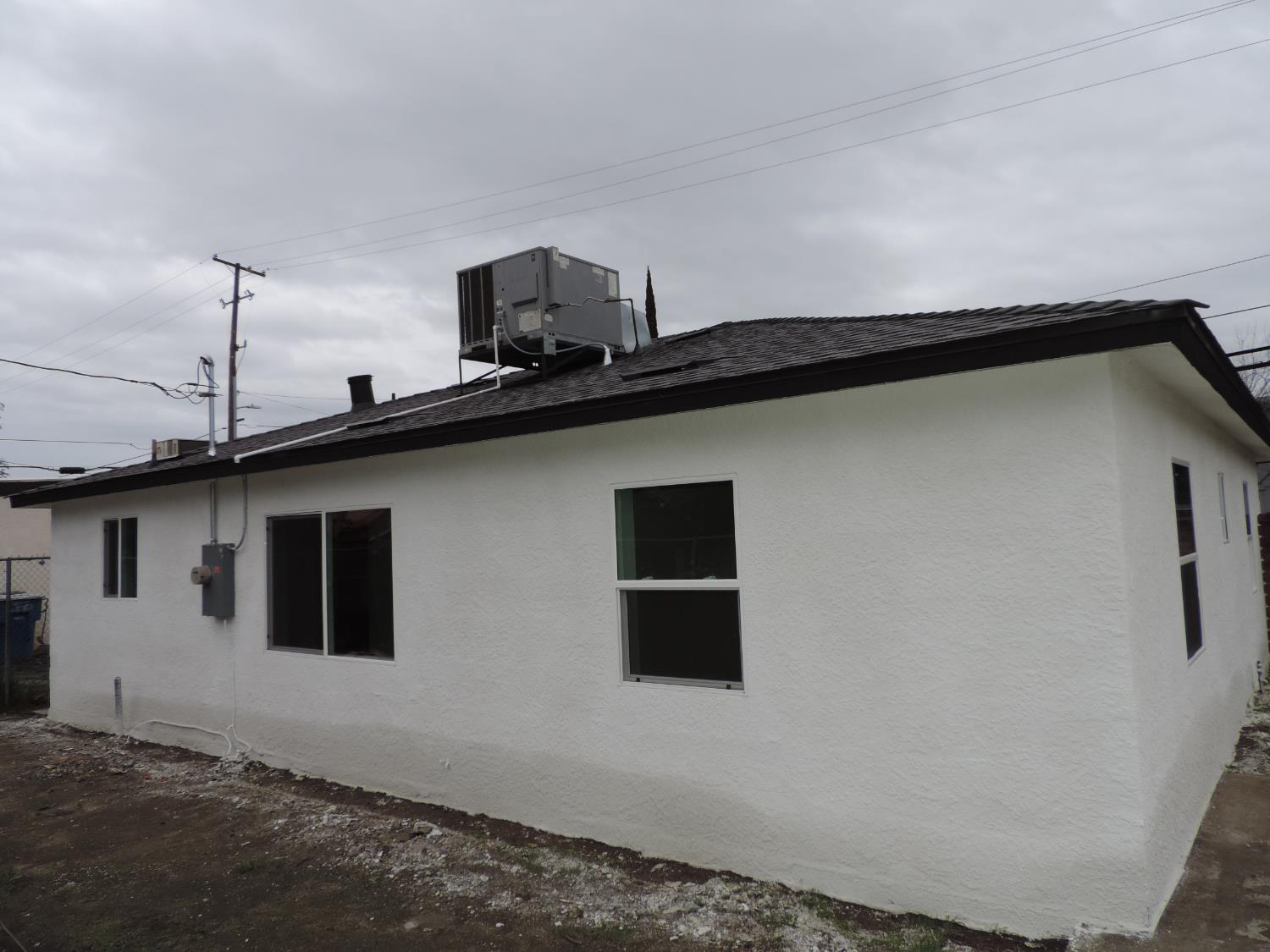 3777 E OLIVE Ave, Fresno, CA 93702