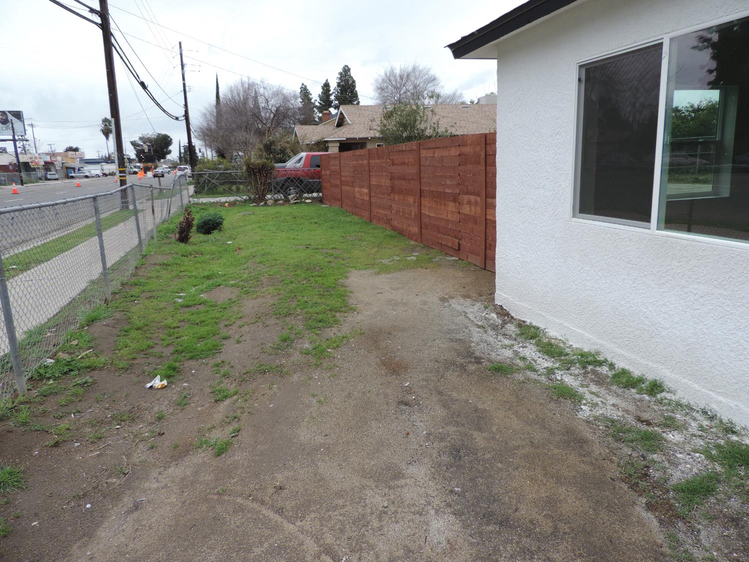 3777 E OLIVE Ave, Fresno, CA 93702