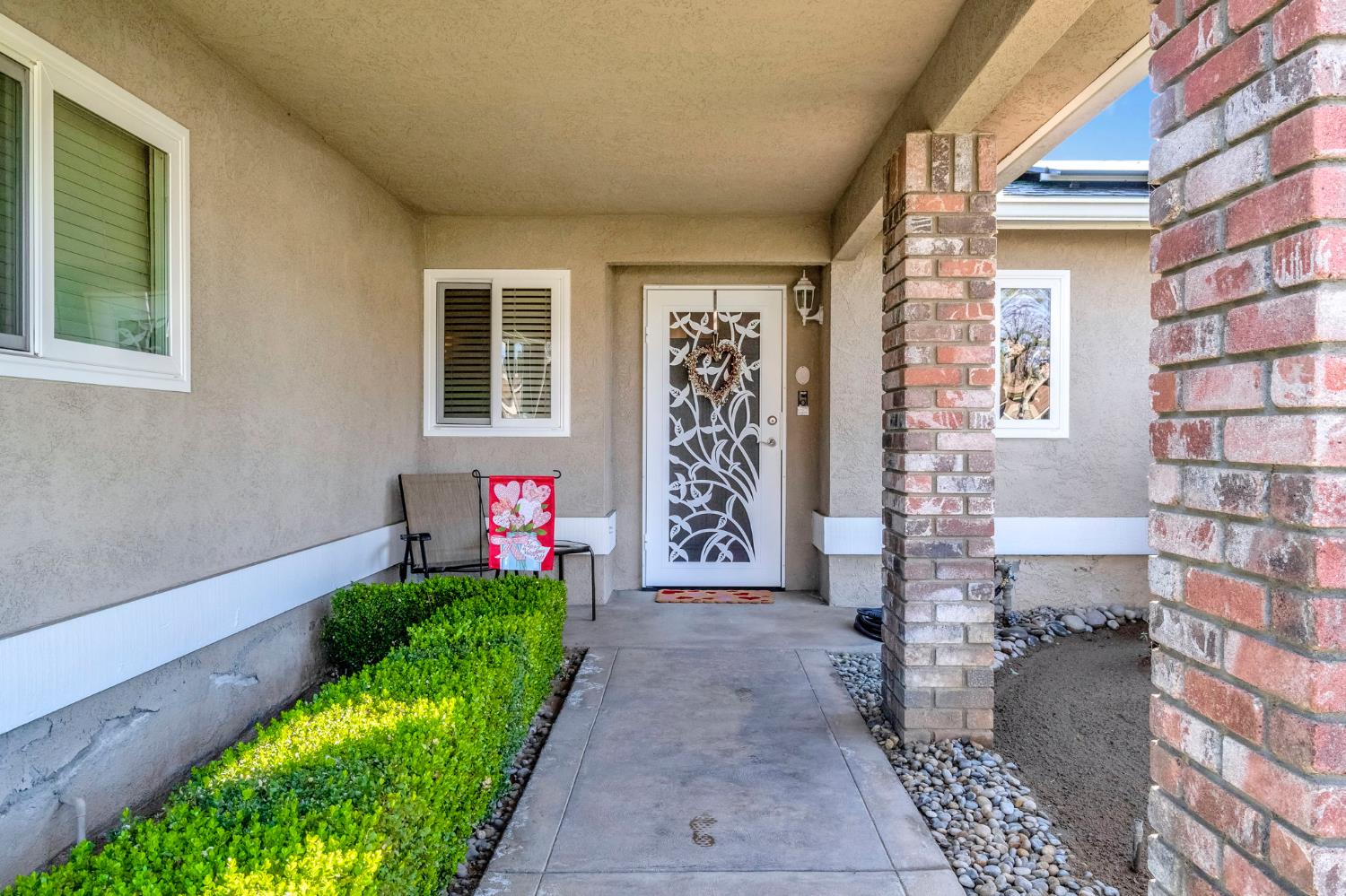 6156 N Constance Ave, Fresno, CA 93722