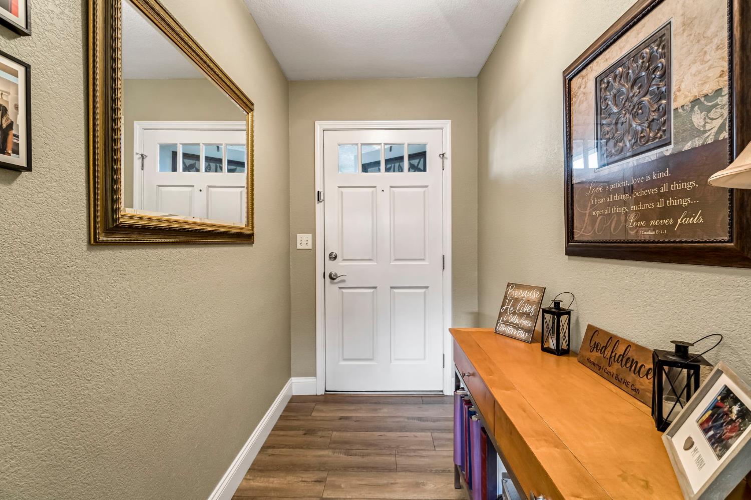 6156 N Constance Ave, Fresno, CA 93722