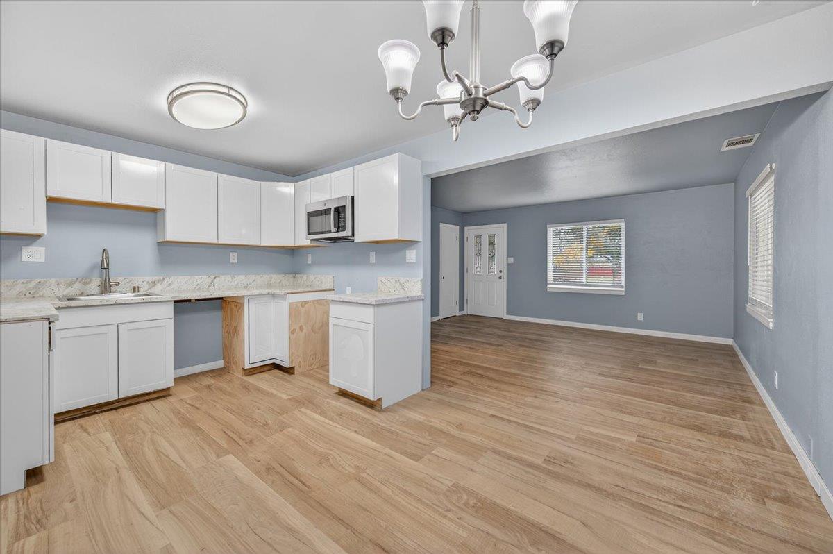 708 W Simpson Ave, Fresno, CA 93705