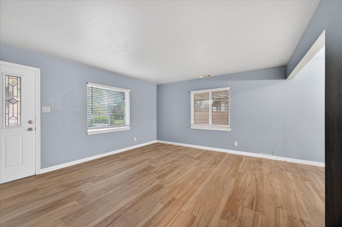 708 W Simpson Ave, Fresno, CA 93705