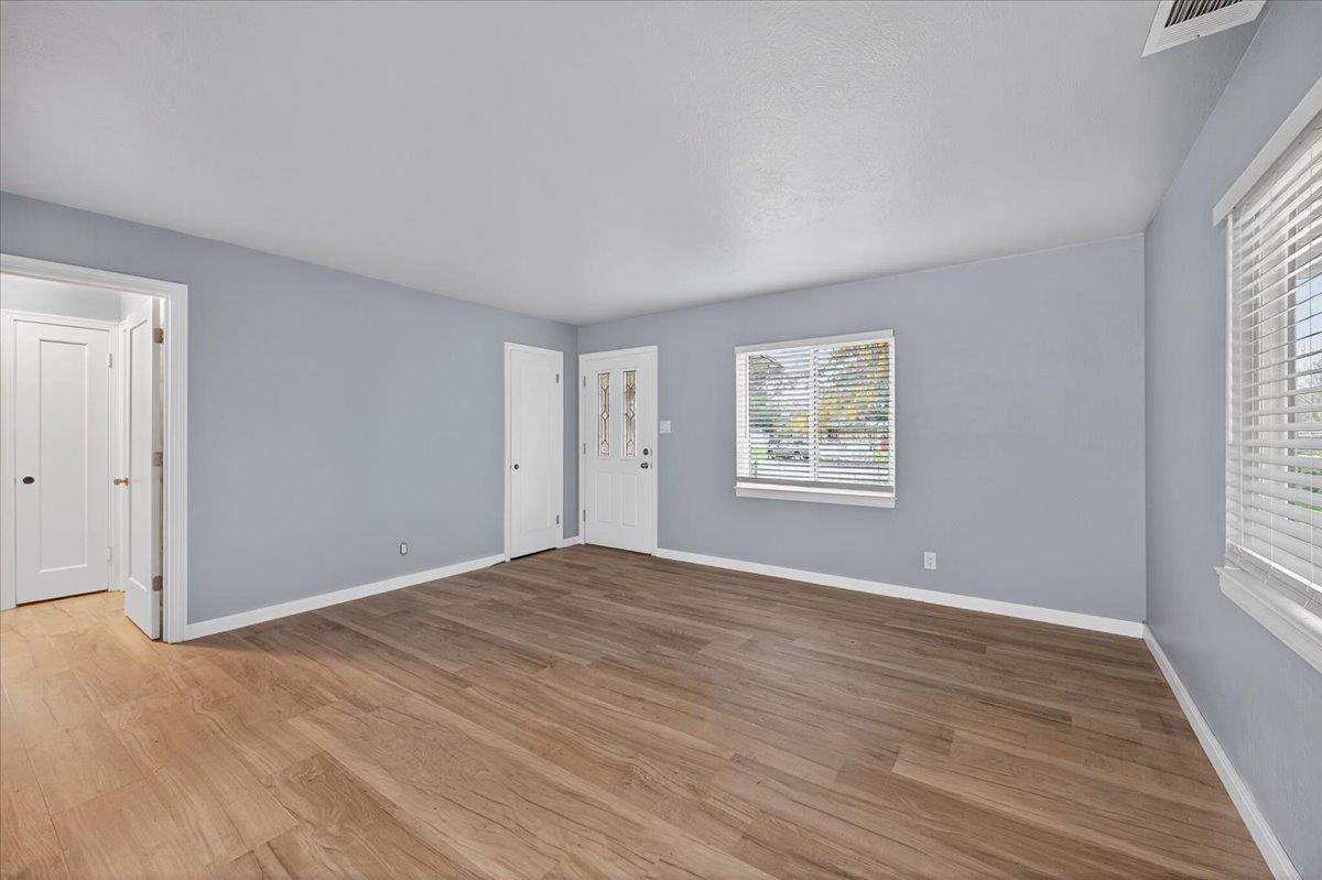 708 W Simpson Ave, Fresno, CA 93705