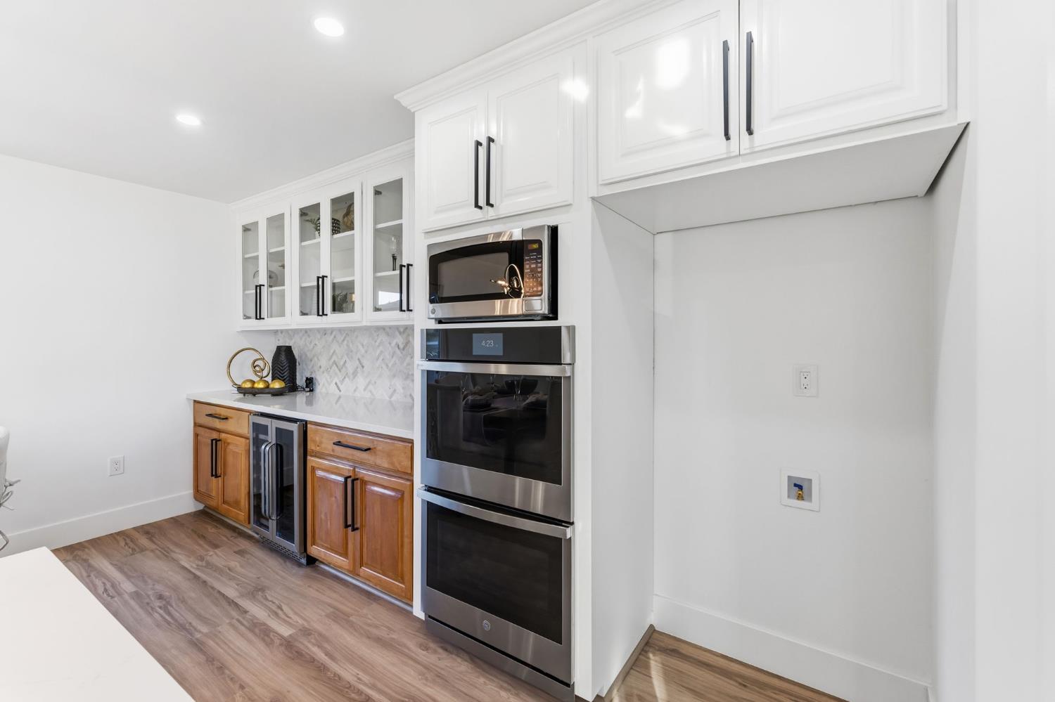 2325 sierra, Clovis, CA 93611