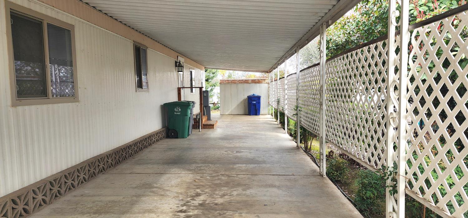 1300 W Olson Ave #179, Reedley, CA 93654