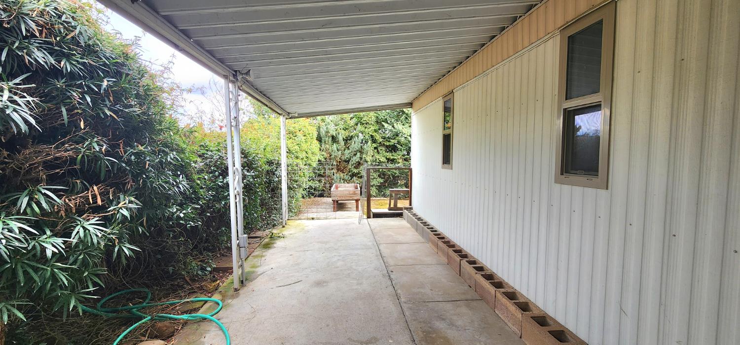 1300 W Olson Ave #179, Reedley, CA 93654